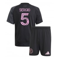 Stroje piłkarskie Inter Miami Sergio Busquets #5 Koszulka Wyjazdowej dla dzieci 2025-26 Krótki Rękaw (+ szorty)